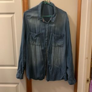 Maurice’s denim shirt